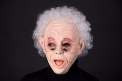 Oldies w okularach i wlosach